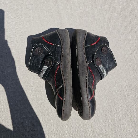 Rieker Black, Red Contrast Trim, Casual Ankle Boot Button Detail Zipper Size 39 - Picture 5 of 11